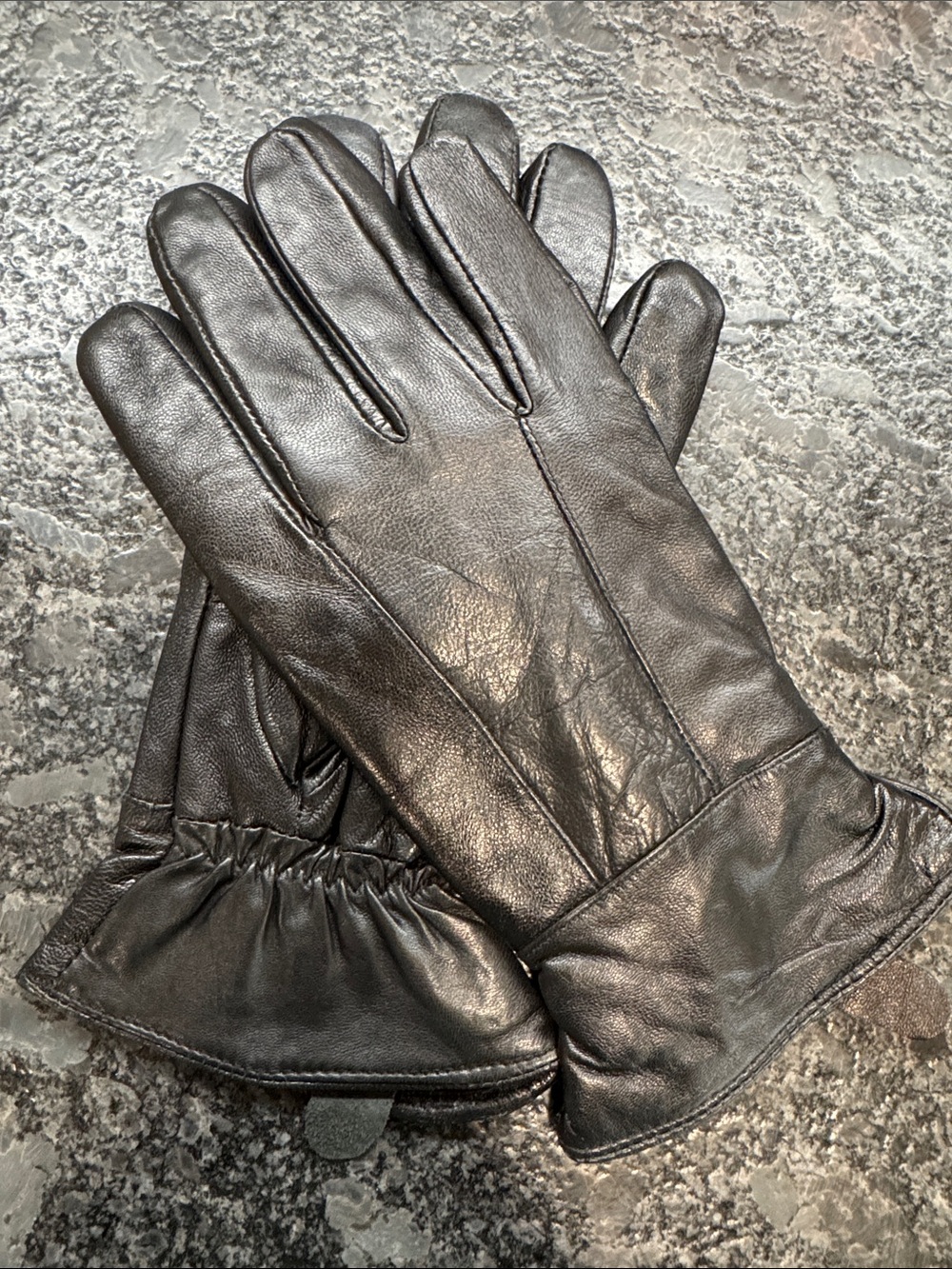 📌Thinsalate Men's Black Leather Driving Gloves